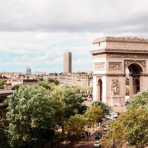 5* Hotel Grand Champs-elysees